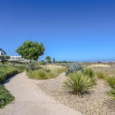 Ken Blacklock 아파트 *