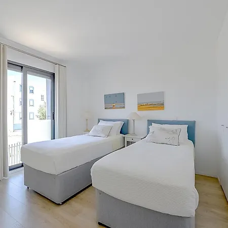 Appartement Ken Blacklock Fuzeta